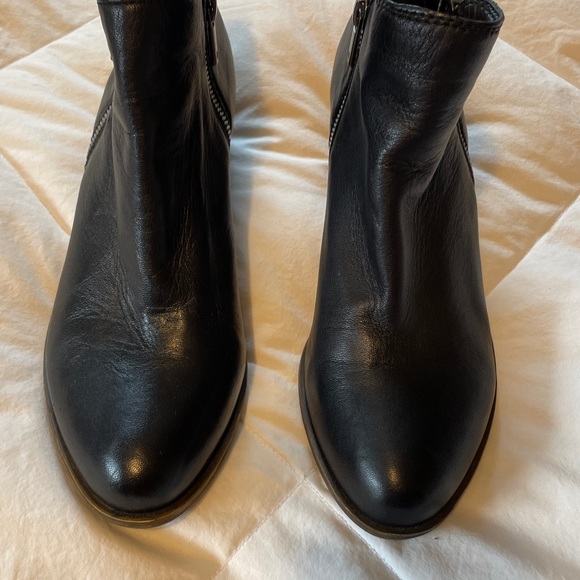 Lucky Brand Basel Black Leather Boots Booties 8.5 - Picture 8 of 9